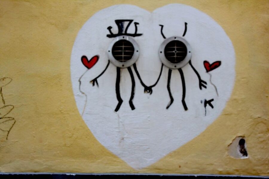Florence: Street Art Tour - Via Palazzuolo, where the walls become a gallery