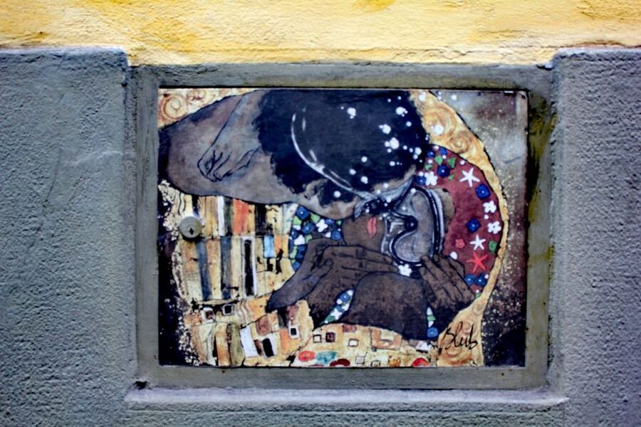 Florence: Street Art Tour - What the guide adds to the experience