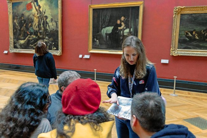 From Louvre to Street Art - original museum guided tour (skip the line!) - Meeting beneath the Louvre Pyramid