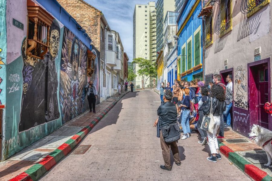 Graffiti Tour: a fascinating walk through a street art City - Community resilience and false positives