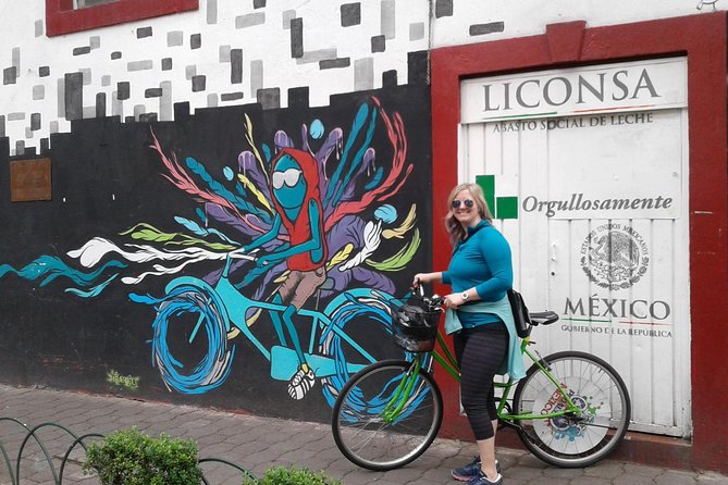 Graffiti & Urban Art Biketour w/ taco stop - Who will enjoy this ride most