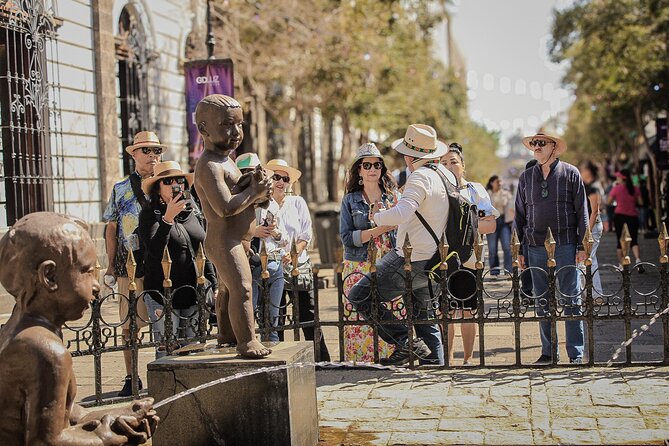 Historic tour in the center and murals of Orozco - San Juan de Dios Market for a taste of daily Guadalajara