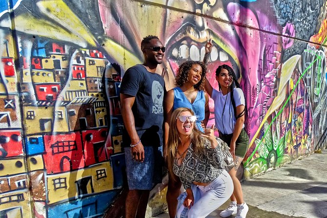 History and Street Art Tour in Comuna 13 - Key points at a glance