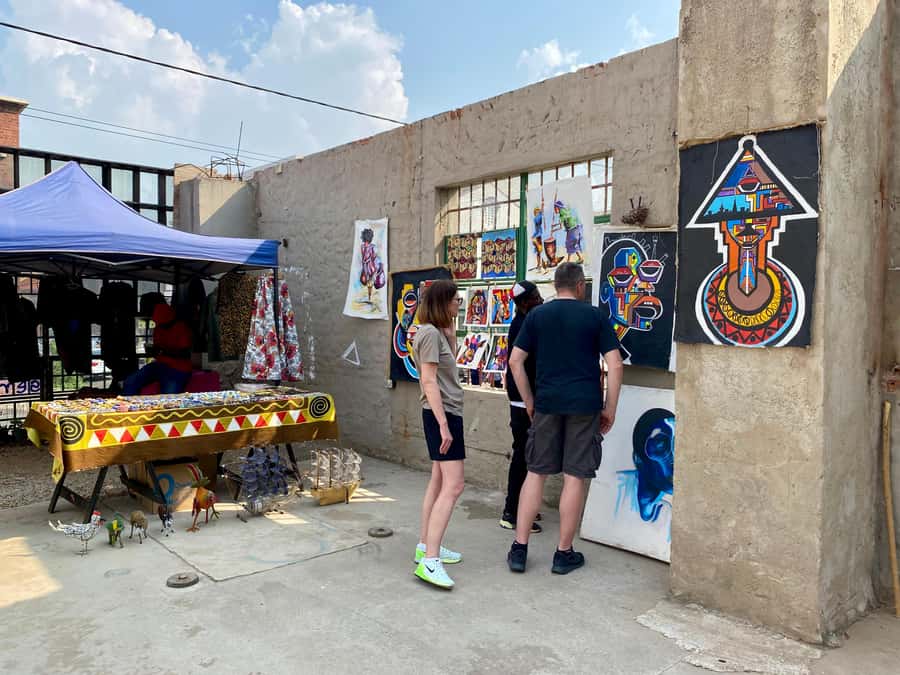 Johannesburg: Street Art and Culture in Maboneng! - Reading Maboneng through its street art