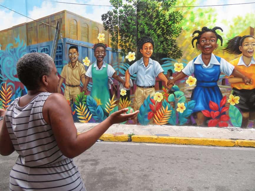 Kingston: Walking Tour with Mural Exploration - How long the walk really takes