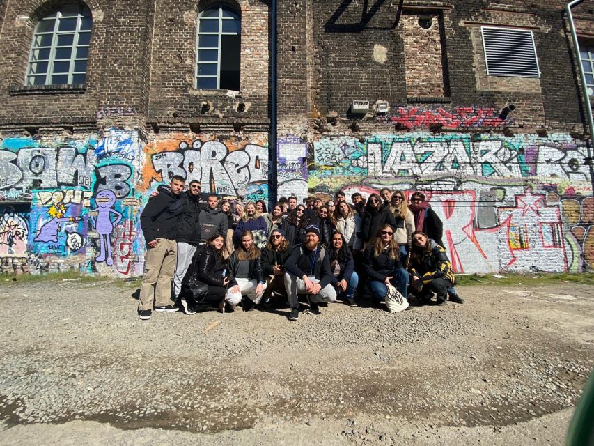 Köln Ehrenfeld: Street Art und Graffiti Tour Walls of Wonder - The 15-minute photo stop brings the route together