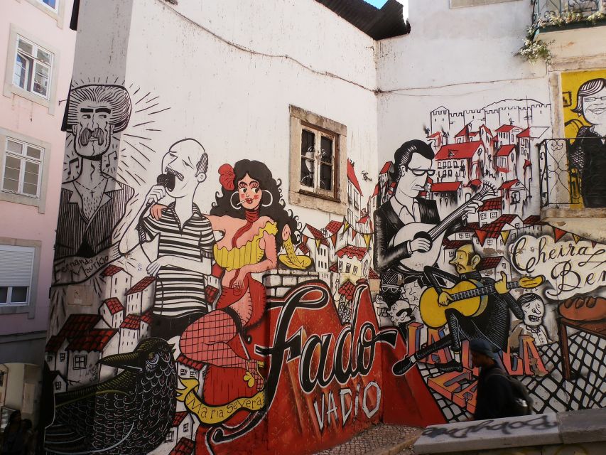 Lisbon 3-Hour Street Art Tour - Martim Moniz: finding the meeting point