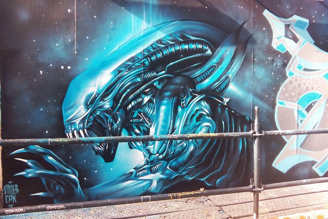 Lisbon Street Art Walk - Baixa Chiado and Praça Dom Pedro IV
