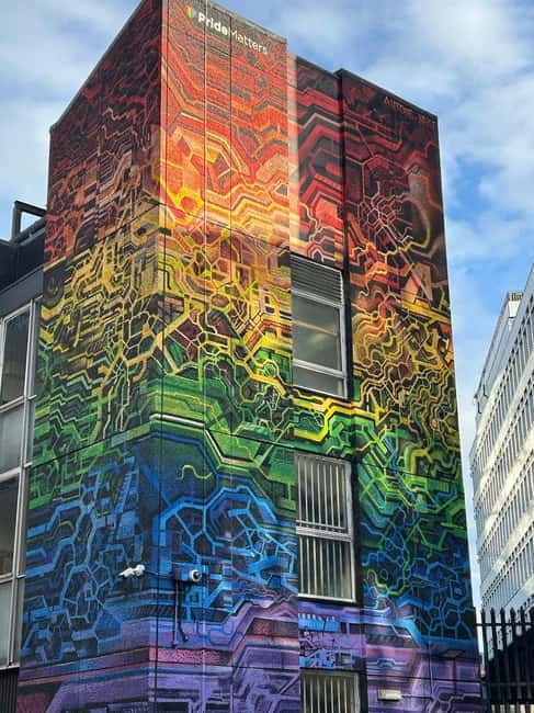 London: East End Instagrammable Street Art & Graffiti Tour - Ebor Street and Shoreditch’s bold lettering