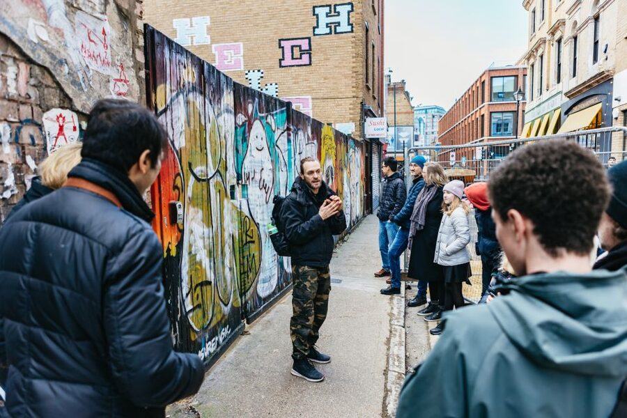 London: Half-Day Street Art Tour and Workshop - Guide quality makes the biggest difference