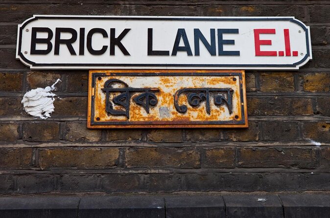 London Street Art Tour of the East End Semi-Private 12ppl Max - Key points at a glance