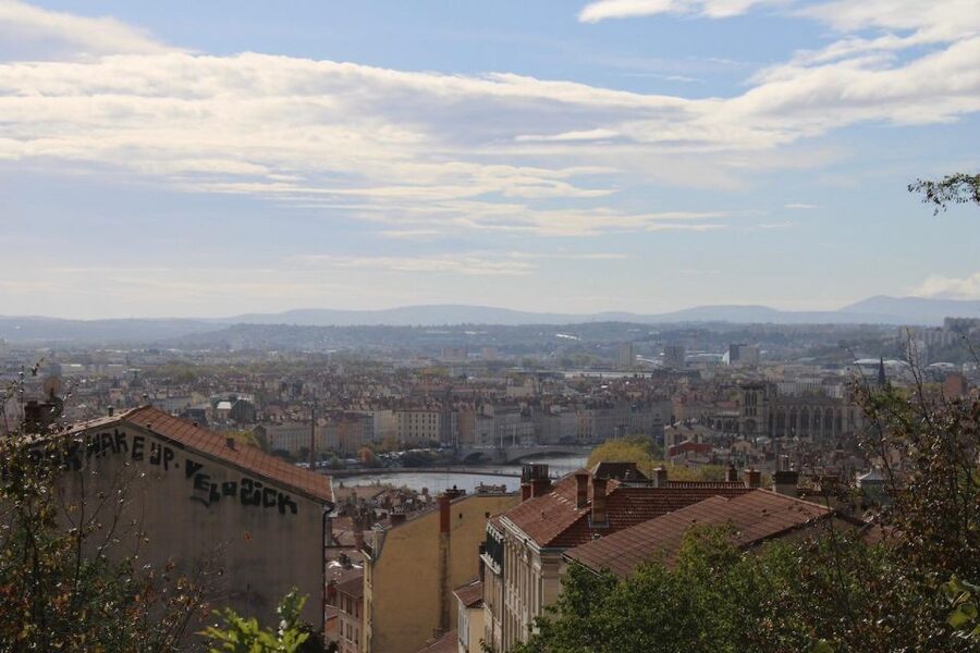 Lyon: Street Art & Street Food Tour - A modern side of Lyon in a compact format