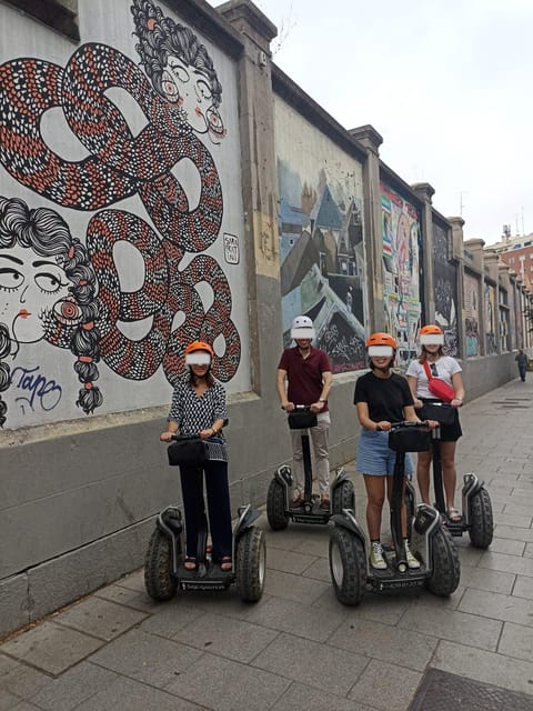 Madrid: Private Grafitis/Street Art Segway Tour 2h - Murals among medieval streets