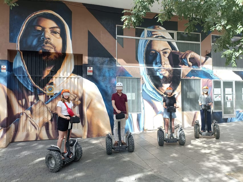 Madrid: Private Grafitis/Street Art Segway Tour 2h - Training first, then about 100 minutes of riding