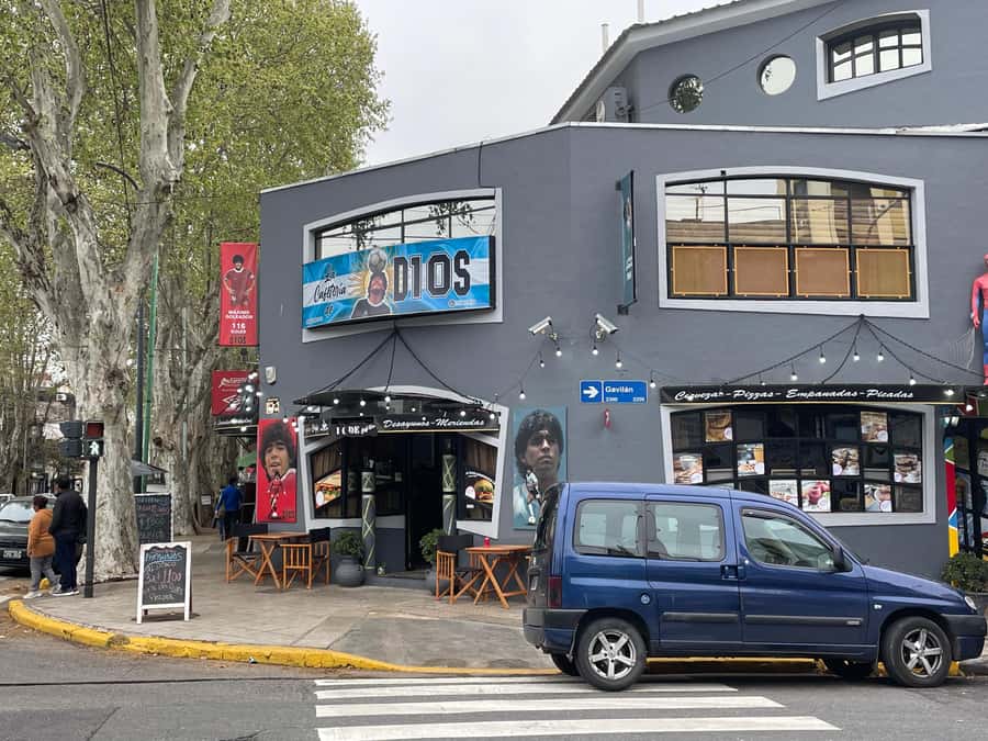 Maradona Tour: Murals, Chapel, Stadium, Museum, Casa D10S - The Diego Armando Maradona Museum sets the scene