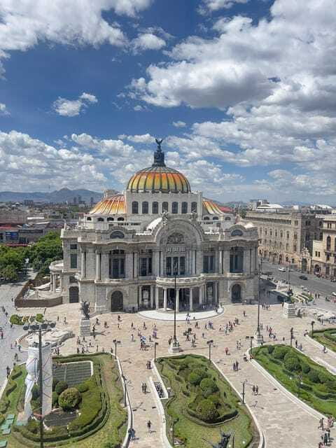 Mexican muralism with a true Art lover - San Ildefonso and the movement’s early setting