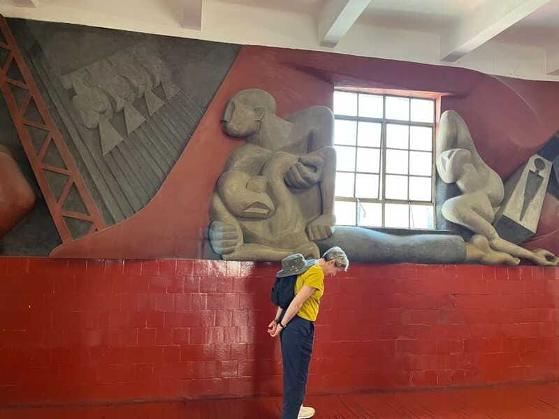 Mexico City: History on Walls. Mexican Murals Walking Tour - The market murals and the public art mission