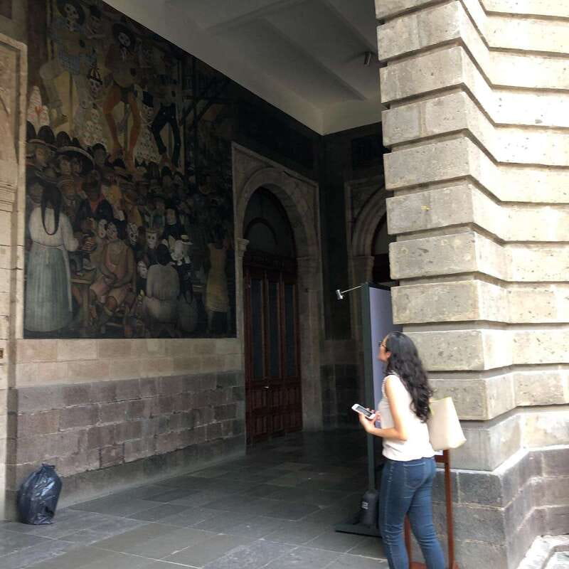 Mexico City: History on Walls. Mexican Murals Walking Tour - Four hours on foot, with practical limits