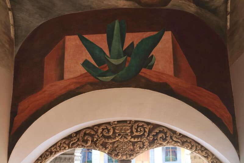Mexico City: Murals at the Museum of San Ildefonso - Reading pre-Hispanic and popular references