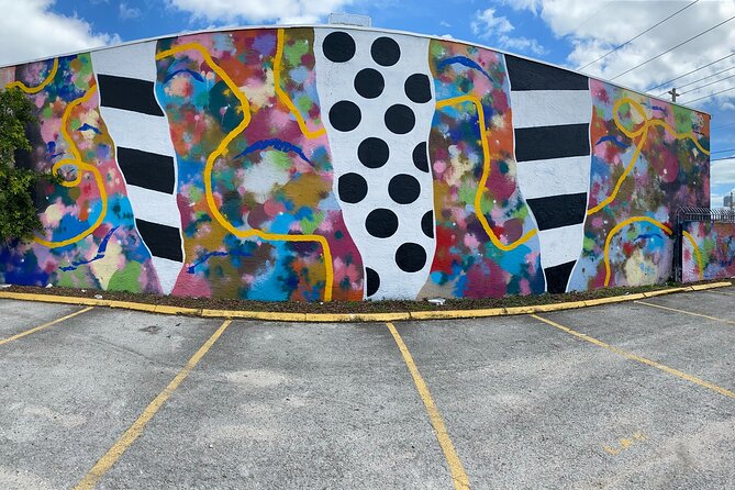 Miami's Best Graffiti Guide - Wynwood - Squad Safari - 2-9ppl - The VIP golf cart option and photos