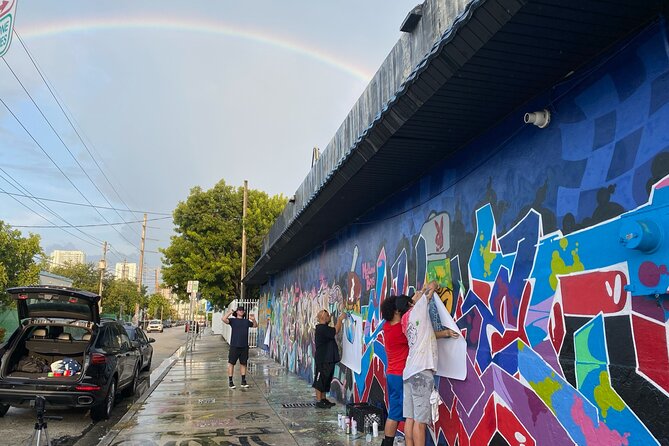 Miami's Best Graffiti Guide - Wynwood - Squad Safari - 2-9ppl - Who will get the most from this tour