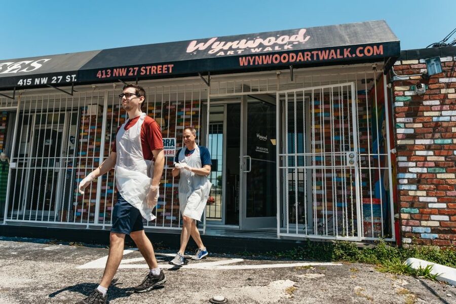 Miami: Wynwood Graffiti Experience - Clothing, Sun, and Rain Considerations