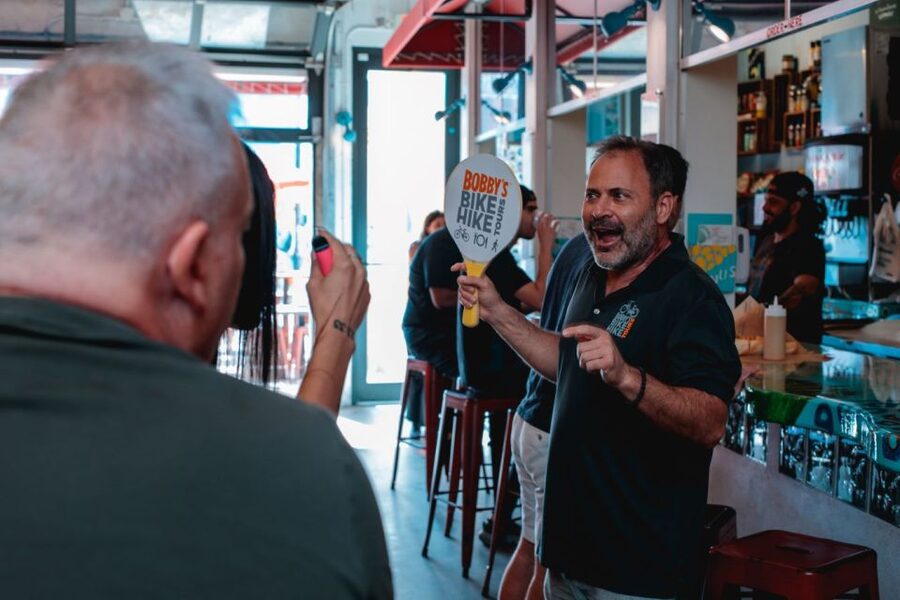Miami: Wynwood Walls Street Art and Food Walking Tour - What the three-hour schedule feels like
