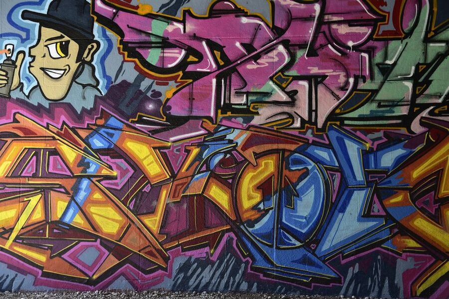 Munich: Street Art Bike Tour - Following the Isar and its painted edges
