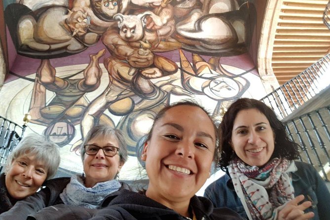 Muralist Art Semi Private Walking Tour in Mexico City Downtown - Who should take this walk