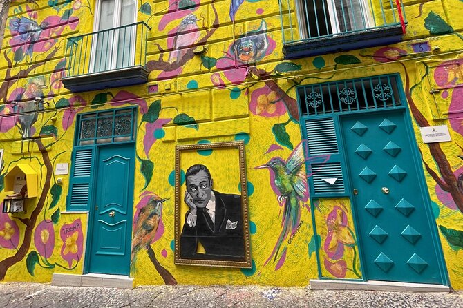 Naples Murals Catacombs and Folklore Sanità District Tour - Seeing Palazzo Sanfelice through Naples cinema