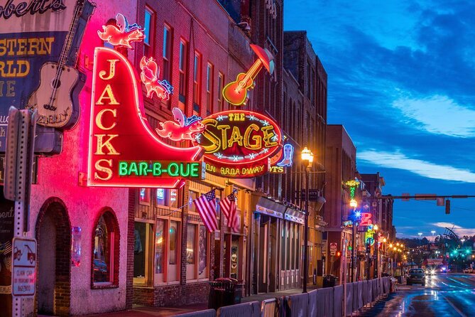 Nashville Combo Tour: Sightseeing, Murals & Brewery/Distillery - A fast Nashville introduction from a golf cart