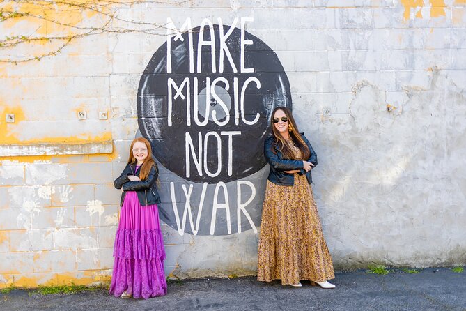 Nashville Mural Photowalk Tour with Professional Photographer - The 50-minute neighborhood walk adds real value