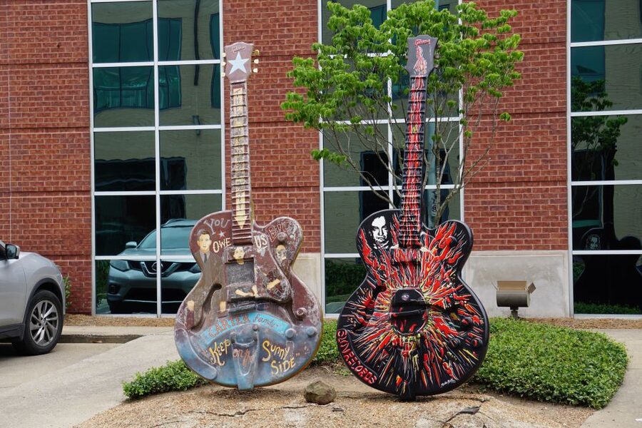 Nashville: Street Art & Instagram Golf Cart Tour - The Gulch: Nashville’s famous photo backdrop