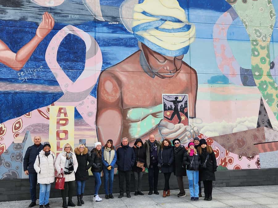New York: Hip-Hop, Murals, Sports, and Dangerous Neighborhoods Tour - The Joker stairs and New York on film