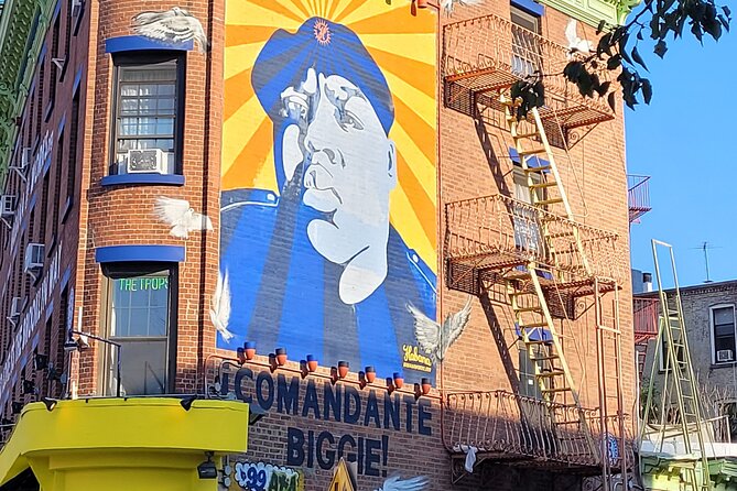 New York: Hip-Hop, Murals, Sports & Dangerous Neighborhoods Tour - Four borough stories, one moving morning