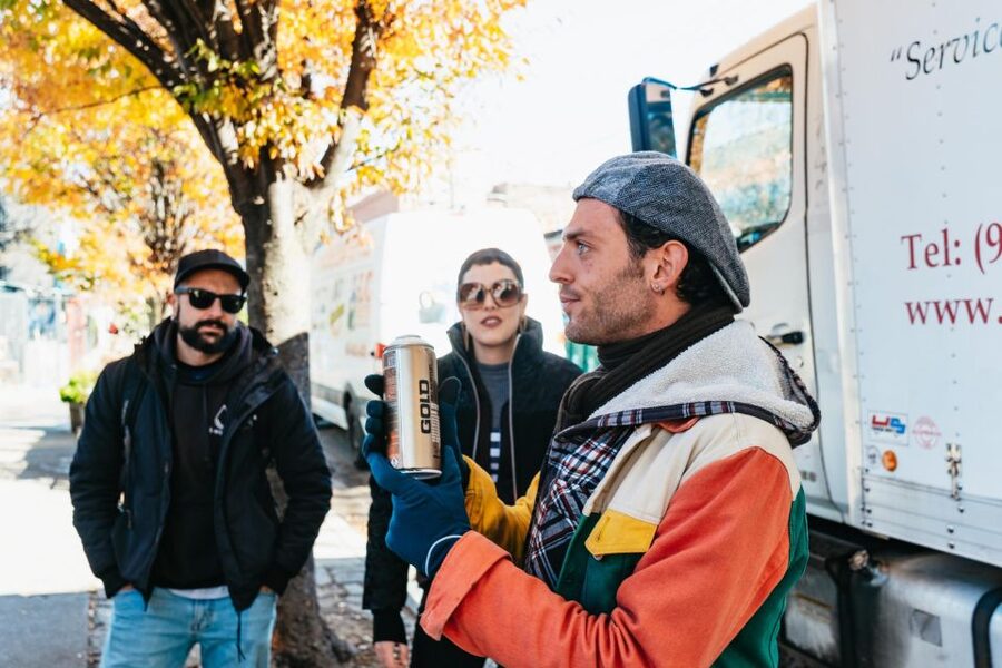 NYC: Brooklyn Graffiti & Street Art Walking Tour in Bushwick - What makes the guides worth paying for