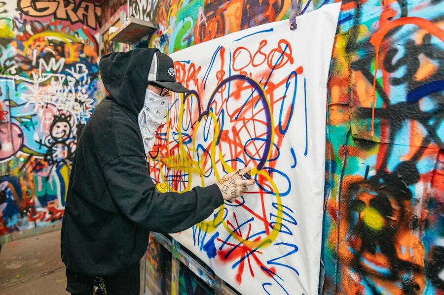 NYC: Brooklyn Graffiti Workshop with Local Artist - Meeting Ghost Mims or Leaf at the studio