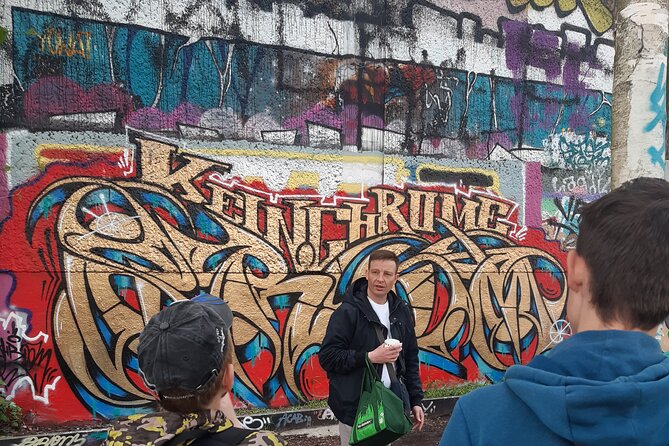 Open graffiti workshop in the Mauerpark in Berlin - What the first hour teaches you about graffiti