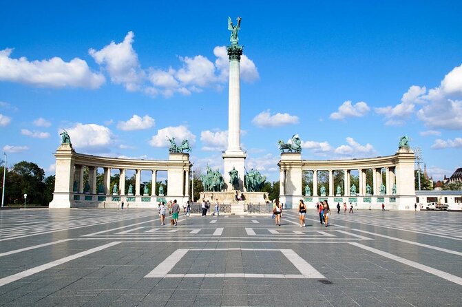 Original Budapest Alternative Street Art & Jewish Tour - Key points at a glance