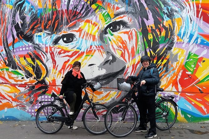 Paris Street Art bike tour - Open Air Museum - Station F and the La Felicita break