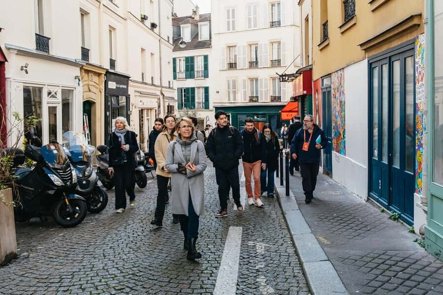 Paris: Street Art Walking Tour with a Street Artist Guide - The artists and techniques to watch for