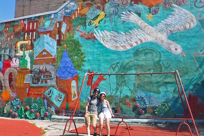 Philadelphia Murals and Street Art Tour with Magic Gardens - Inside the Da Vinci Art Alliance