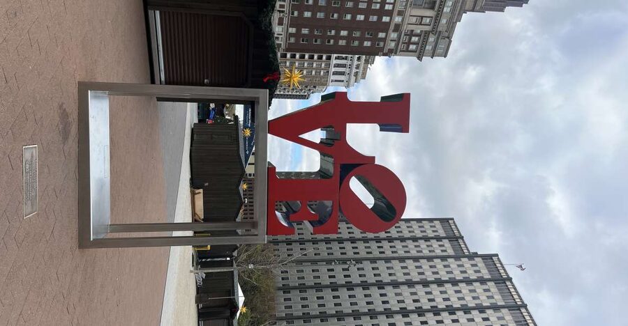 Philadelphia: Street Art Walking Tour with a Local Guide - Meeting beneath the Love sculpture