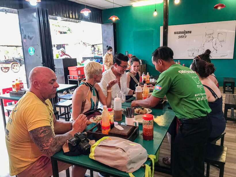 Phnom Penh: Street Art & Food Tour by Tuk-Tuk - Should you book the Phnom Penh Street Art and Food Tour?
