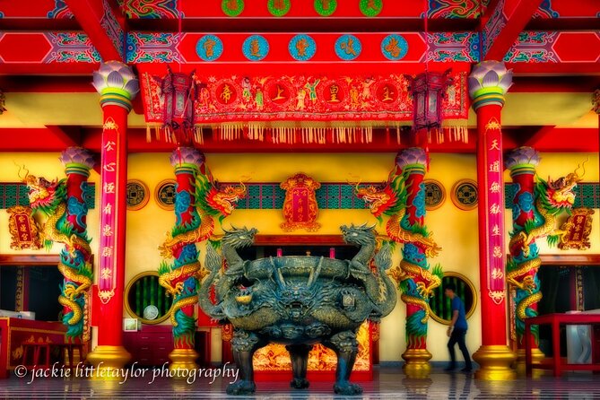 Phuket: Old Town Morning Street Art Walking Tour with Lunch - Museum Phuket and the town’s story