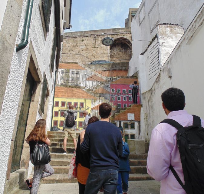 Porto: Half-Day Street Art Tour - Why Porto’s street art deserves three hours