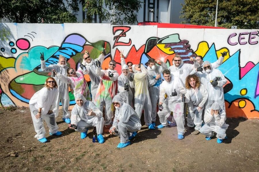Prague Graffiti Workshop For Groups & Team-Building Groups - Learning fades, outlines, shadows, and fills