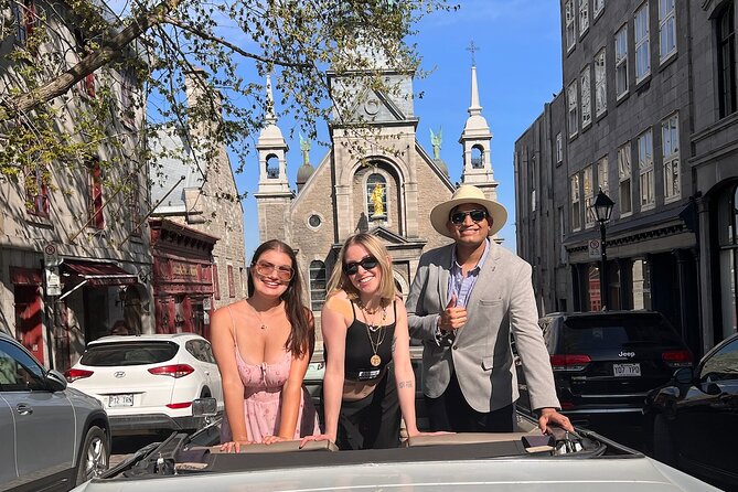 PRIVATE 2-Hour tour of Montréal in Convertible Cadillac + Murals - Le Plateau Mont-Royal and St-Laurent Boulevard