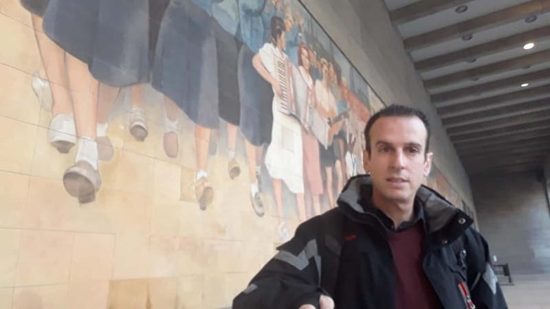 Private Alternative Berlin Tour -Murals, Graffiti and Squats - Friedrichshain-Kreuzberg and Oberbaum Bridge