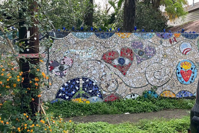 Private Art and Street Art Tour of New Orleans with Lunch - Warehouse District galleries in 15 minutes